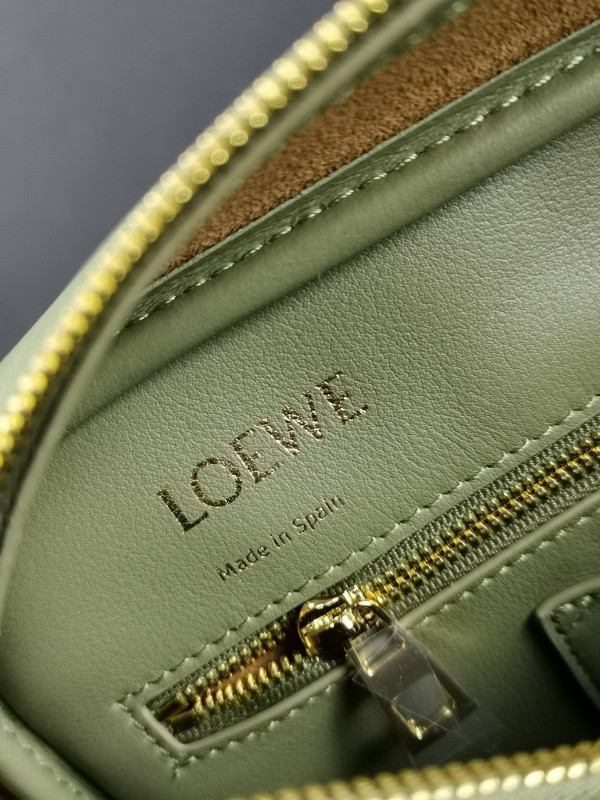 LOEWE Amazona 28 bag in jacquard and calfskin