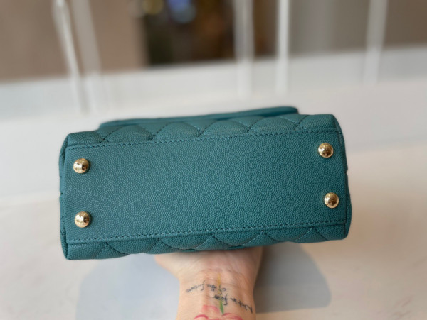 CL MINI FLAP BAG WITH TOP HANDLE