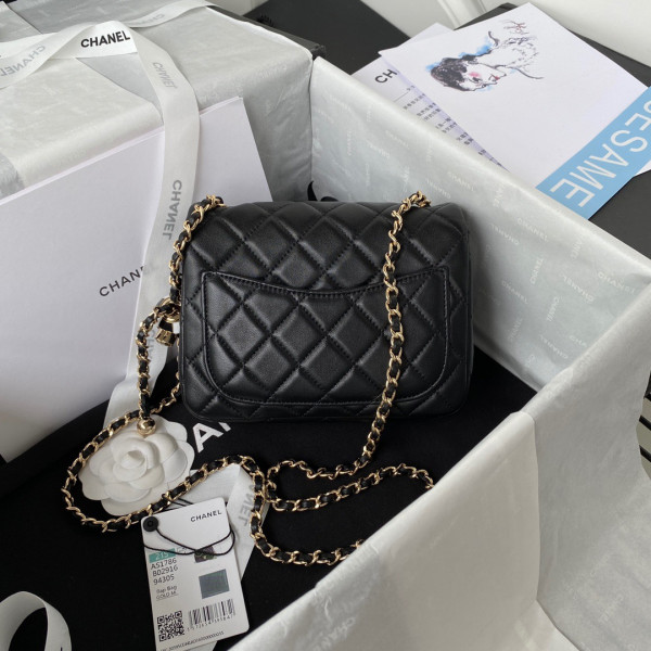 CL MINI FLAP BAG