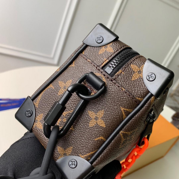 l**is V*t*n mini soft trunk