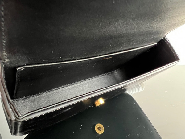 Ce**e chain shoulder bag cuir triomphe