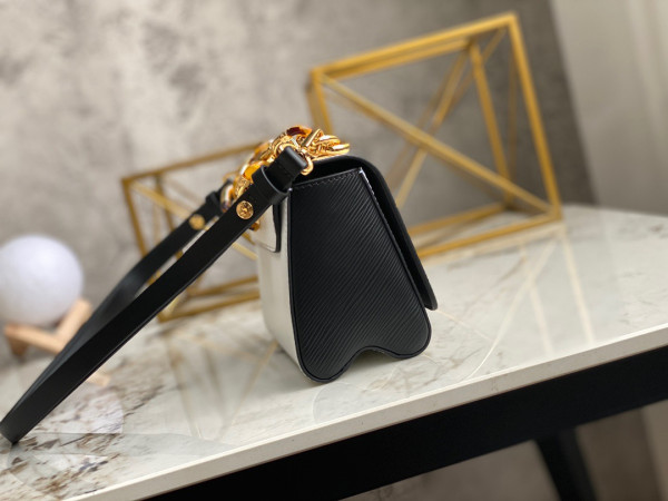 l**is V*t*n twist pm