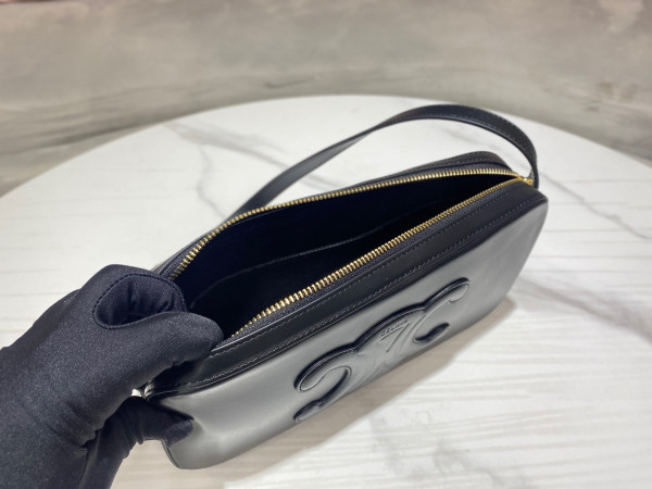 Ce**e mini camera shoulder bag