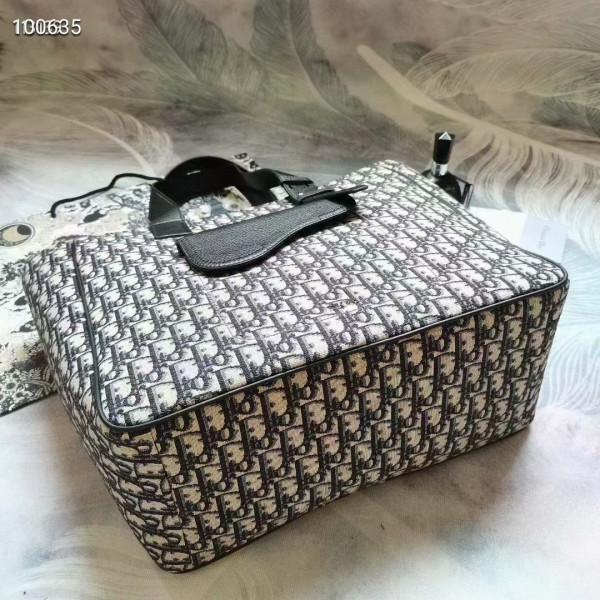 D*or saddle tote bag