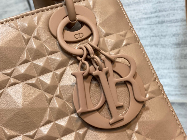 lady D*or small-20-16.5-8cm