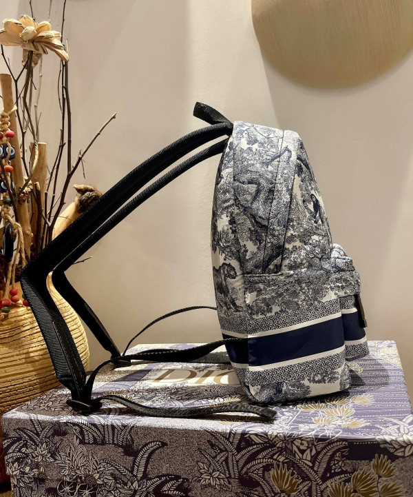 D*or D*ortravel backpack