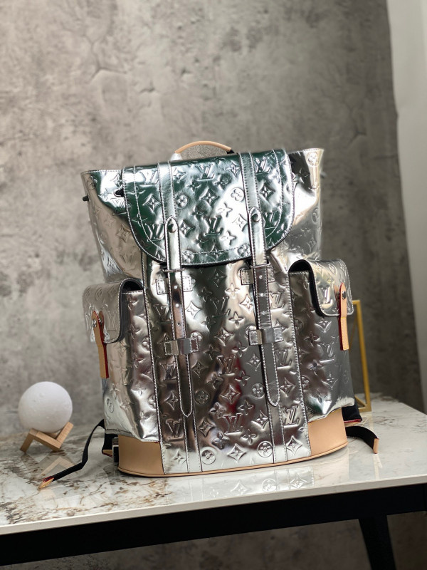 l**is V*t*n christopher backpack pm