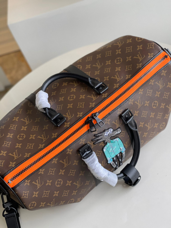 l**is V*t*n keepall bandouliÈre 50