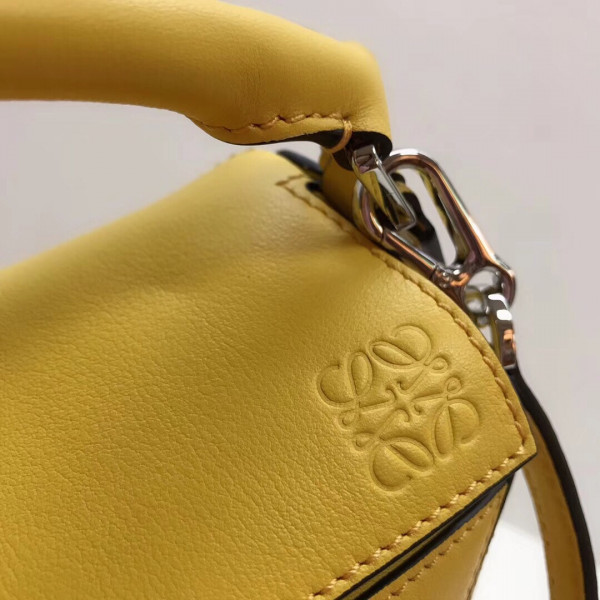 LOEWE MINI PUZZLE BAG