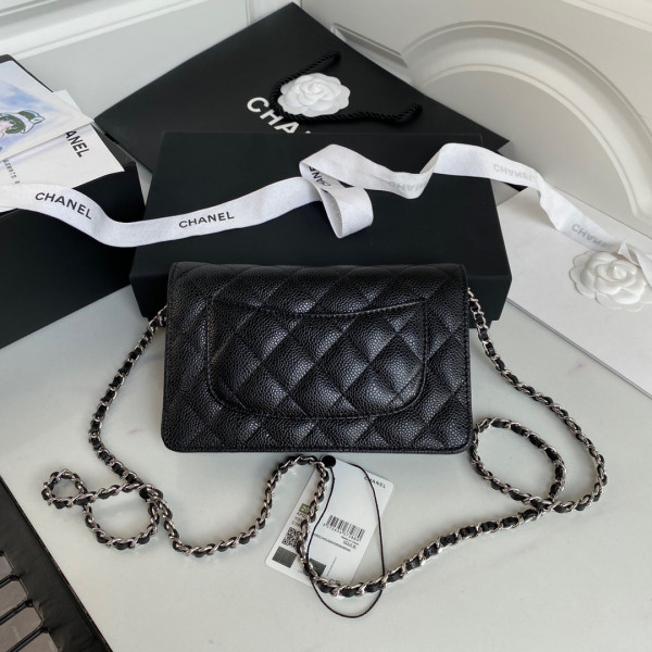CL CHAIN WALLET CAVIAR NEW EDITION