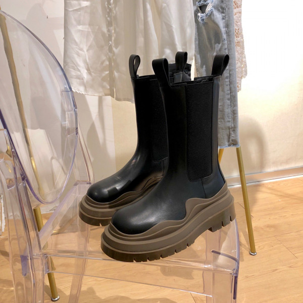 Bo*te*ga ve*ne*ta tire