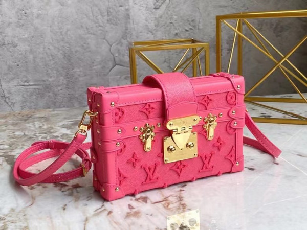 l**is V*t*n petite malle