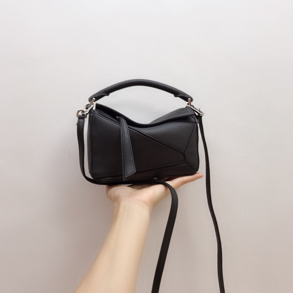 LOEWE MINI PUZZLE BAG