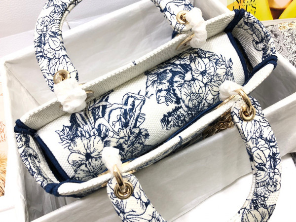 D*or medium lady d-lite bag