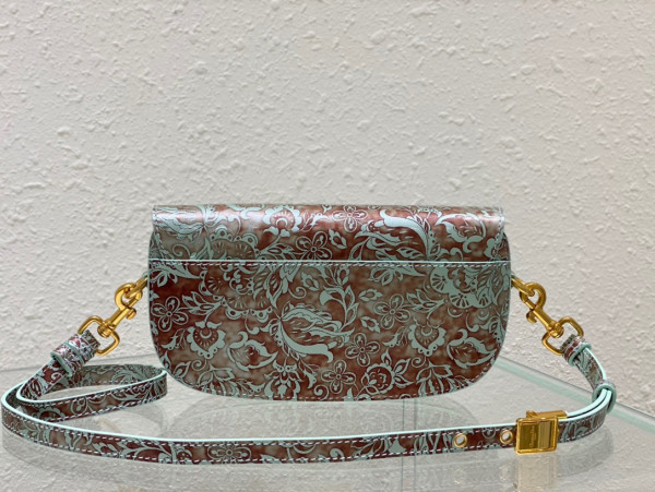 D*or bobby east-west bag