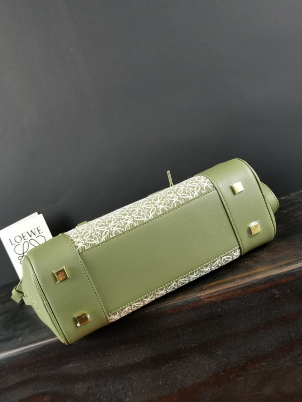 LOEWE Amazona 28 bag in jacquard and calfskin