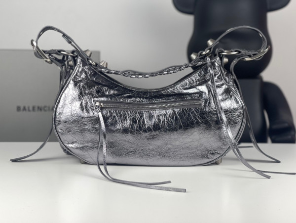Ba*len*cia*ga women''s le cagole small shoulder bag