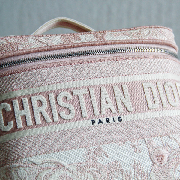 D*or vanity case-24-17-13.5cm