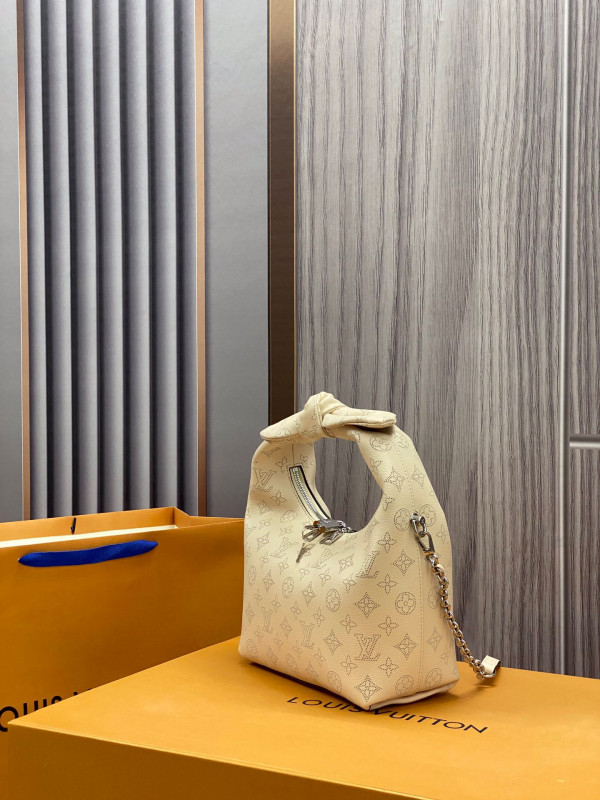 l**is V*t*n why knot pm