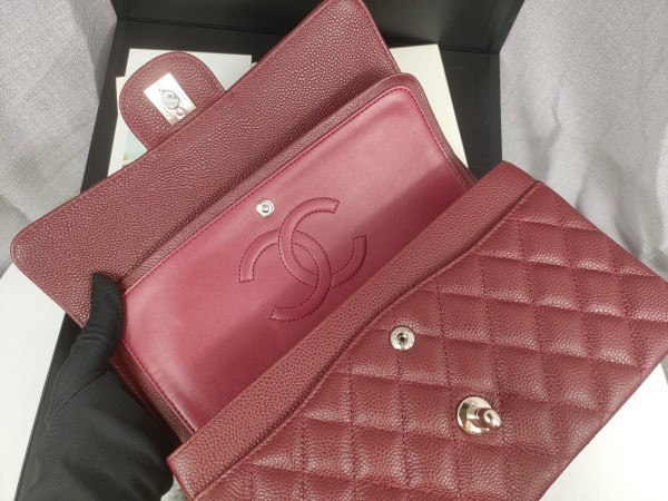CL CLASSIC HANDBAG