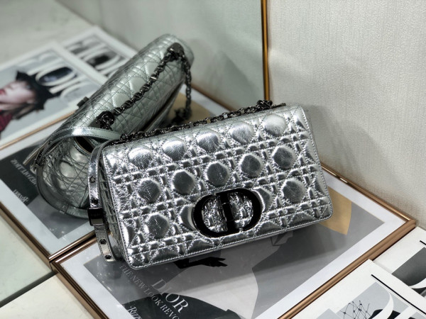 D*or medium D*or caro bag