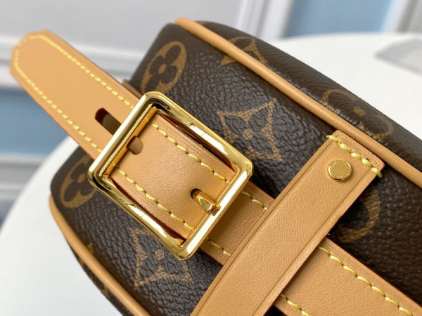 l**is V*t*n boite chapeau souple pm