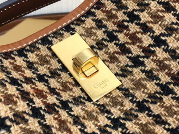 Ce**e teen bucket 16