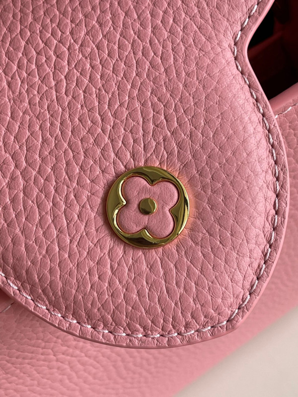 l**is V*t*n capucines bb