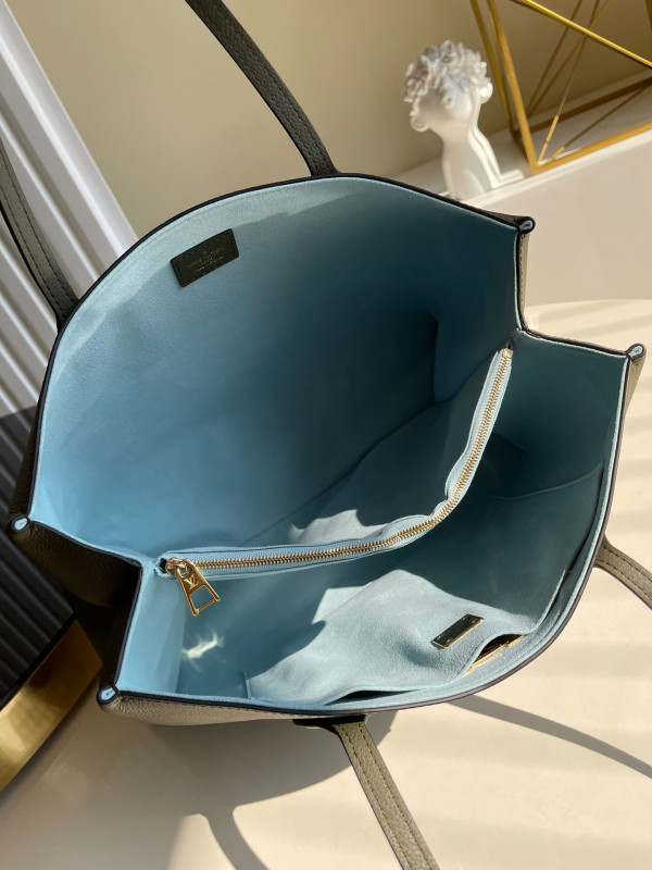 l**is V*t*n lockme shopper