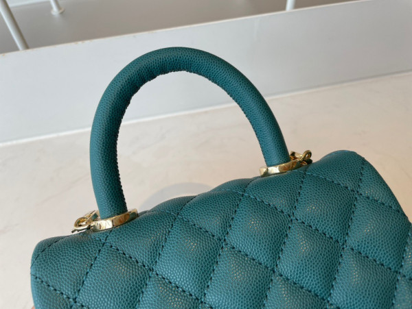 CL MINI FLAP BAG WITH TOP HANDLE