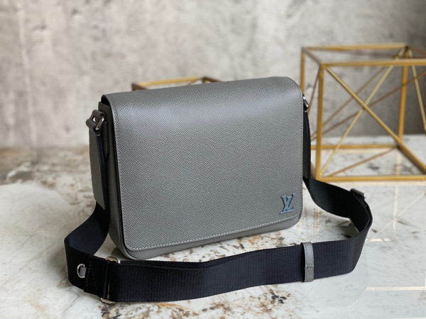 l**is V*t*n district pm