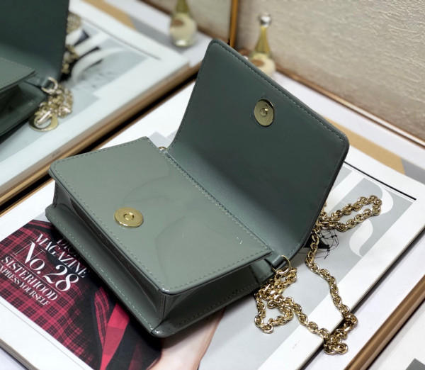 lady D*or nano pouch