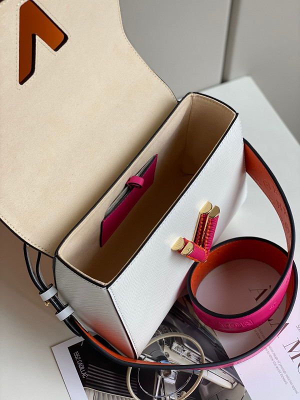 l**is V*t*n twist mm