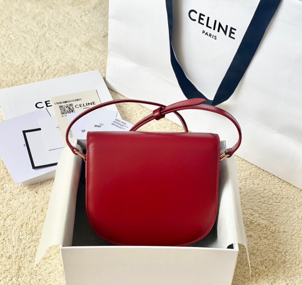 Ce**e teen besace triomphe