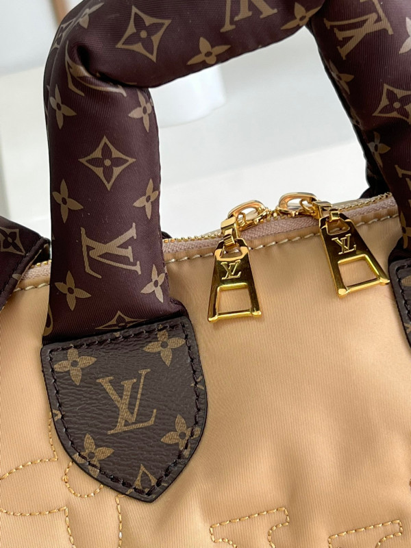 l**is V*t*n speedy bandouliÈre 25