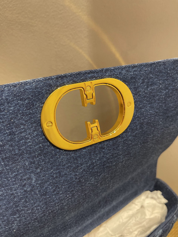 D*or 30 montaigne bag