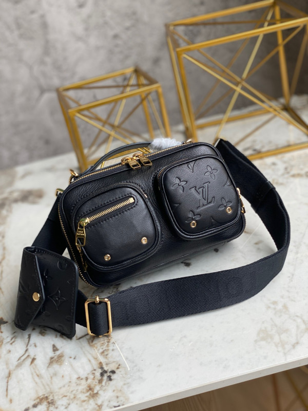 l**is V*t*n utility crossbody