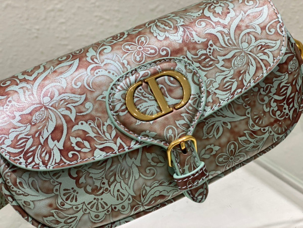 D*or bobby east-west bag