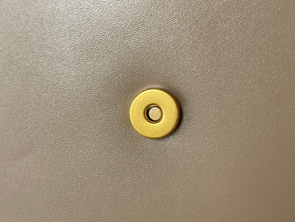 Ba*len*cia*ga hourglass