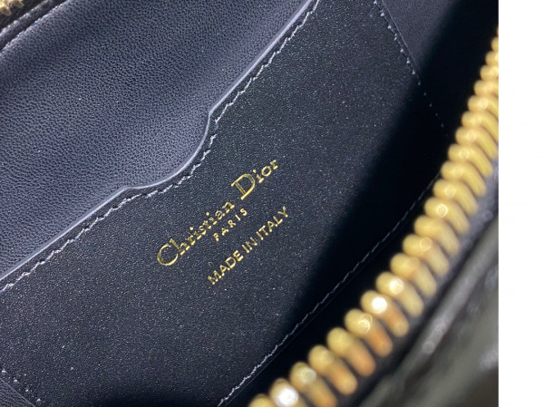 D*or small vibe hobo bag