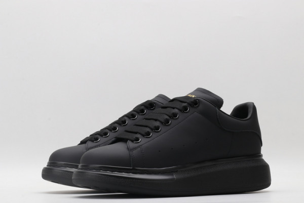 ALEXANDER MCQUEEN Oversized Sneaker