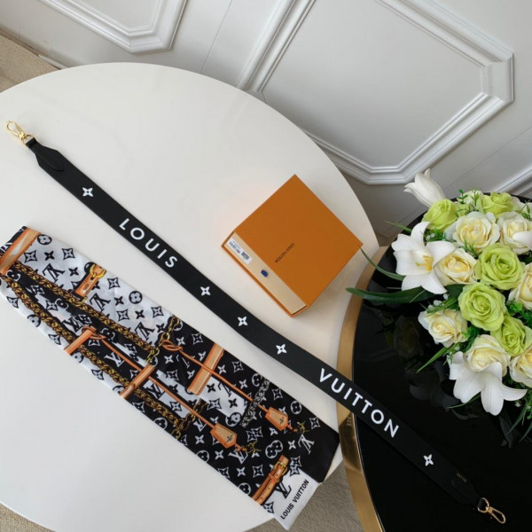 l**is V*t*n monogram strap