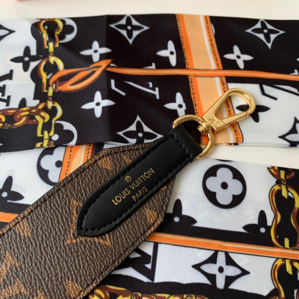 l**is V*t*n monogram strap