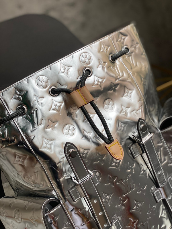 l**is V*t*n christopher backpack pm