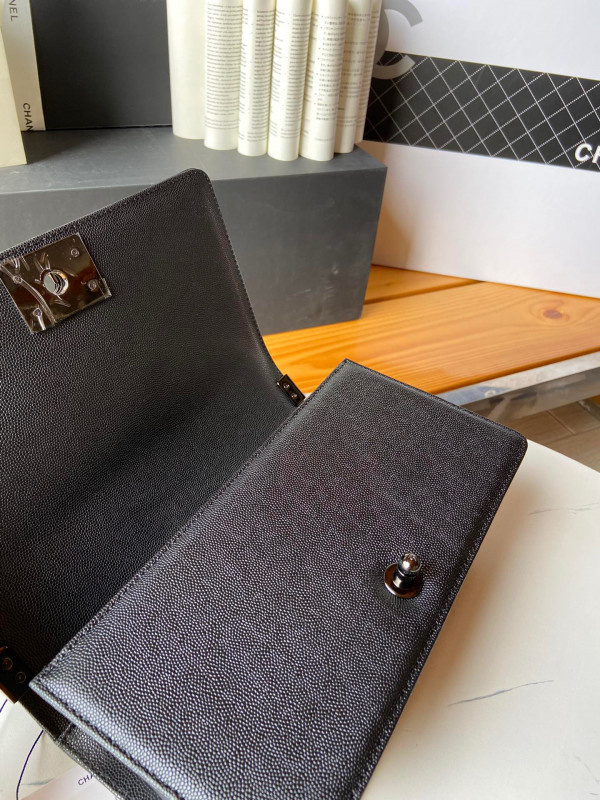 CL BOY BAG WITH GUN CHAIN 20CM/25CM