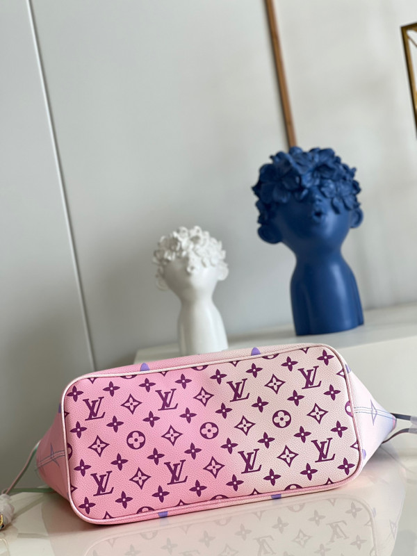 l**is V*t*n neverfull mm