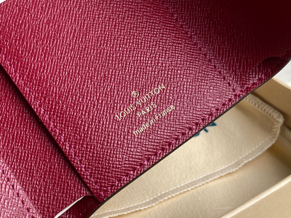 l**is V*t*n victorine wallet