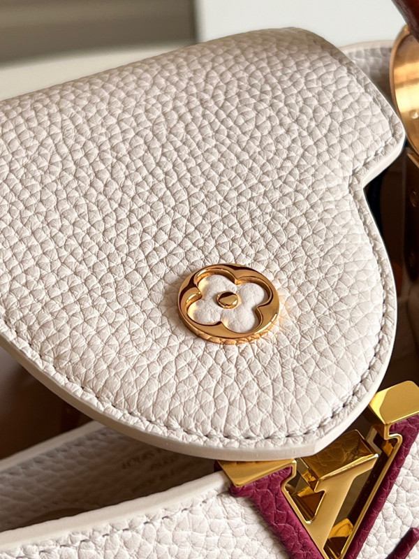 l**is V*t*n capucines bb