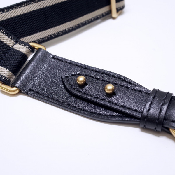 D*or adjustable shoulder strap