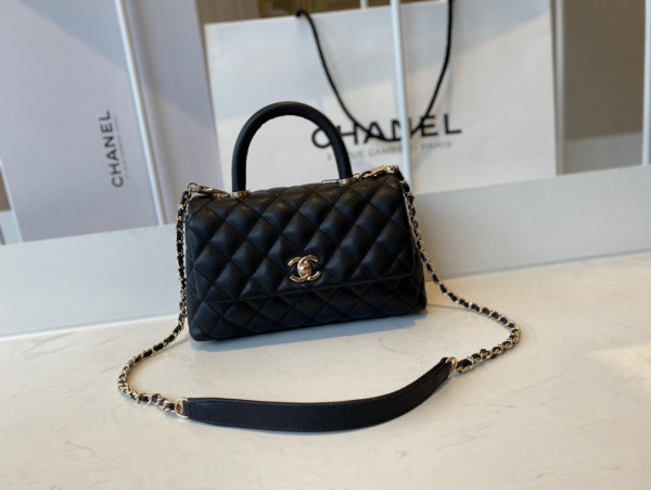 CL FLAP BAG WITH TOP HANDLE